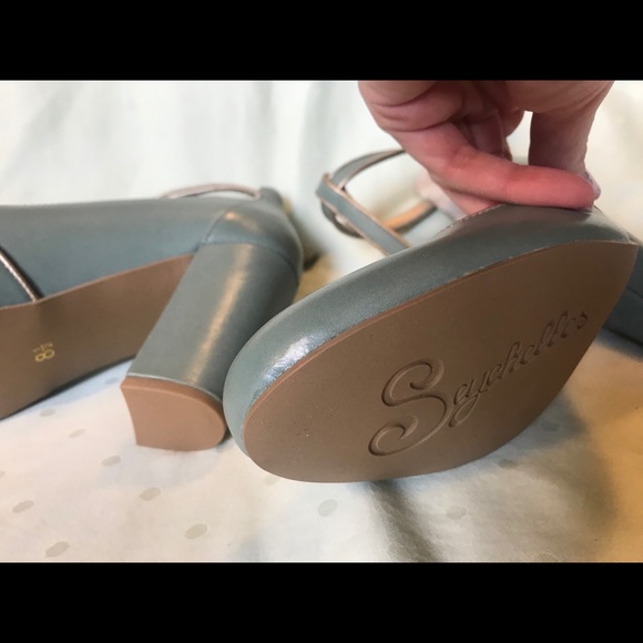 Seychelles “Trumpet” T Strap pump - Picture 6 of 7